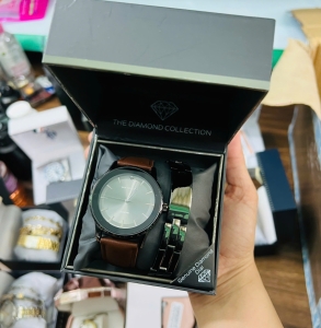 Đồng hồ DIAMOND COLLECTION