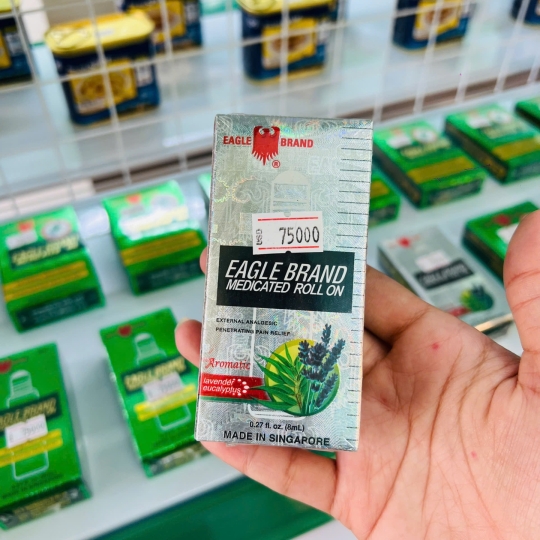 Dầu gió trắng Mỹ Eagle Brand Medicated Oil 24ml